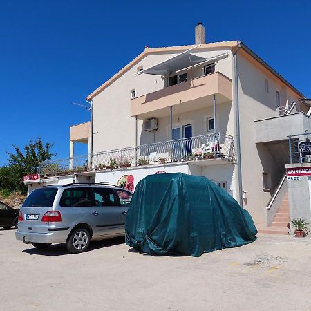 Apartmani Toni ヴォディツェ エクステリア 写真