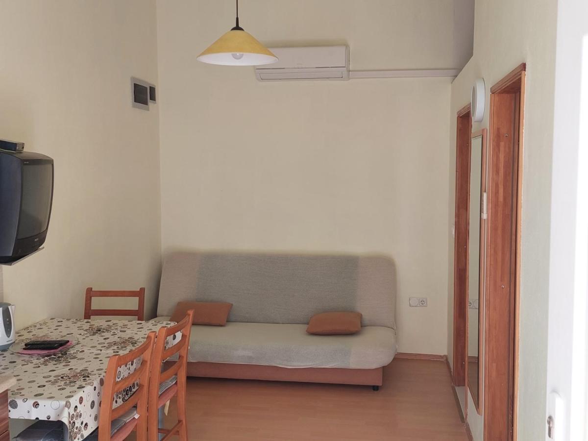 Apartmani Toni ヴォディツェ エクステリア 写真